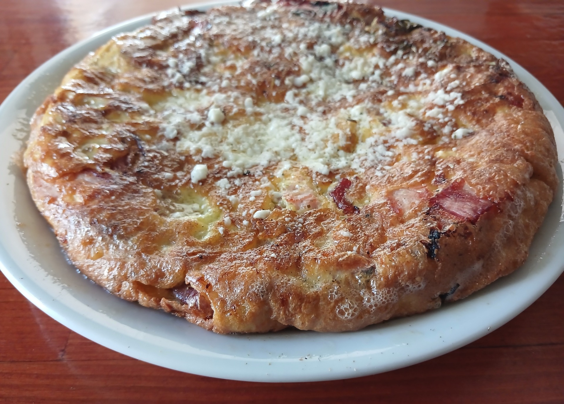 Local fresh eggs, Large omelette with apaki /smoked pork/ and cheese,,15.00€,,,/Ντόπια φρέσκα αυγά μεγάλη ομελέτα με απακι και τυρι