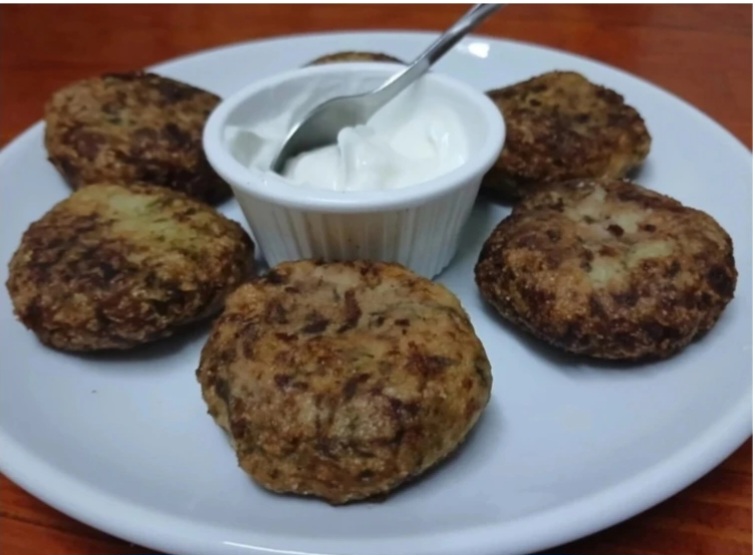 6.00€,,,Zucchini balls with cheese, , , κολοκυθοκεφτεδες με τυρί,