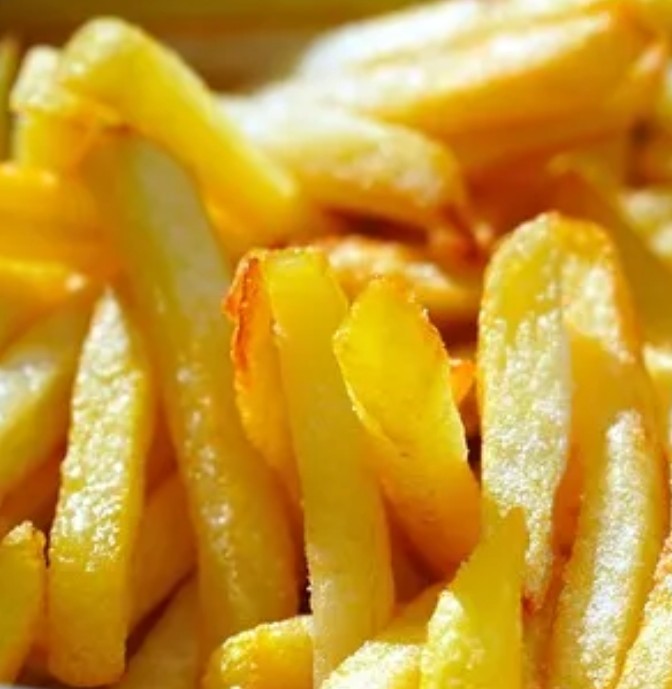 fried potatoes,,4.50€,,Πατάτες τηγανητές 