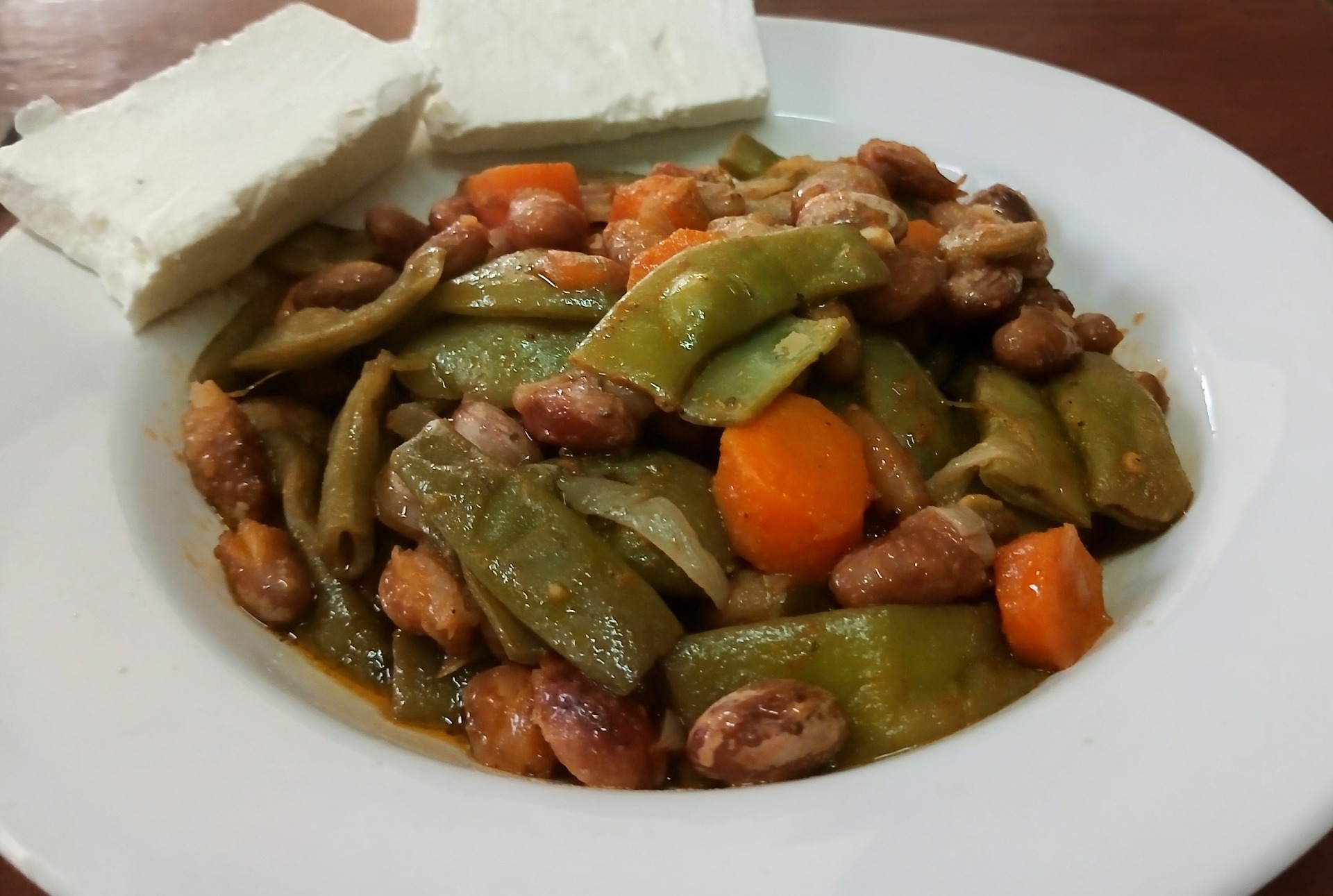 green beans with zucchini,,9.00€,,φασολάκια με κολοκυθάκια 